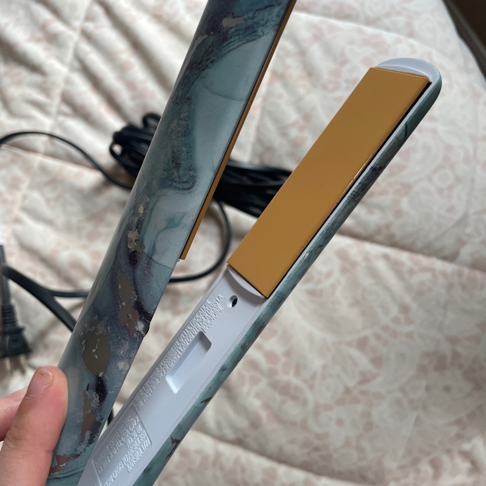 CHI Air Expert 1” Blue Hair Straightener - Picture 4 of 4